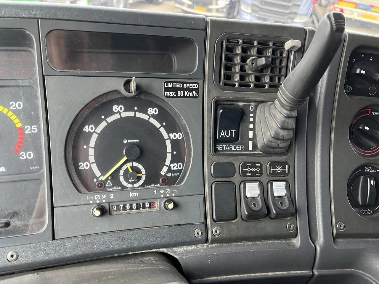 Scania T 2002 - 124G 420 zdjęcie 11