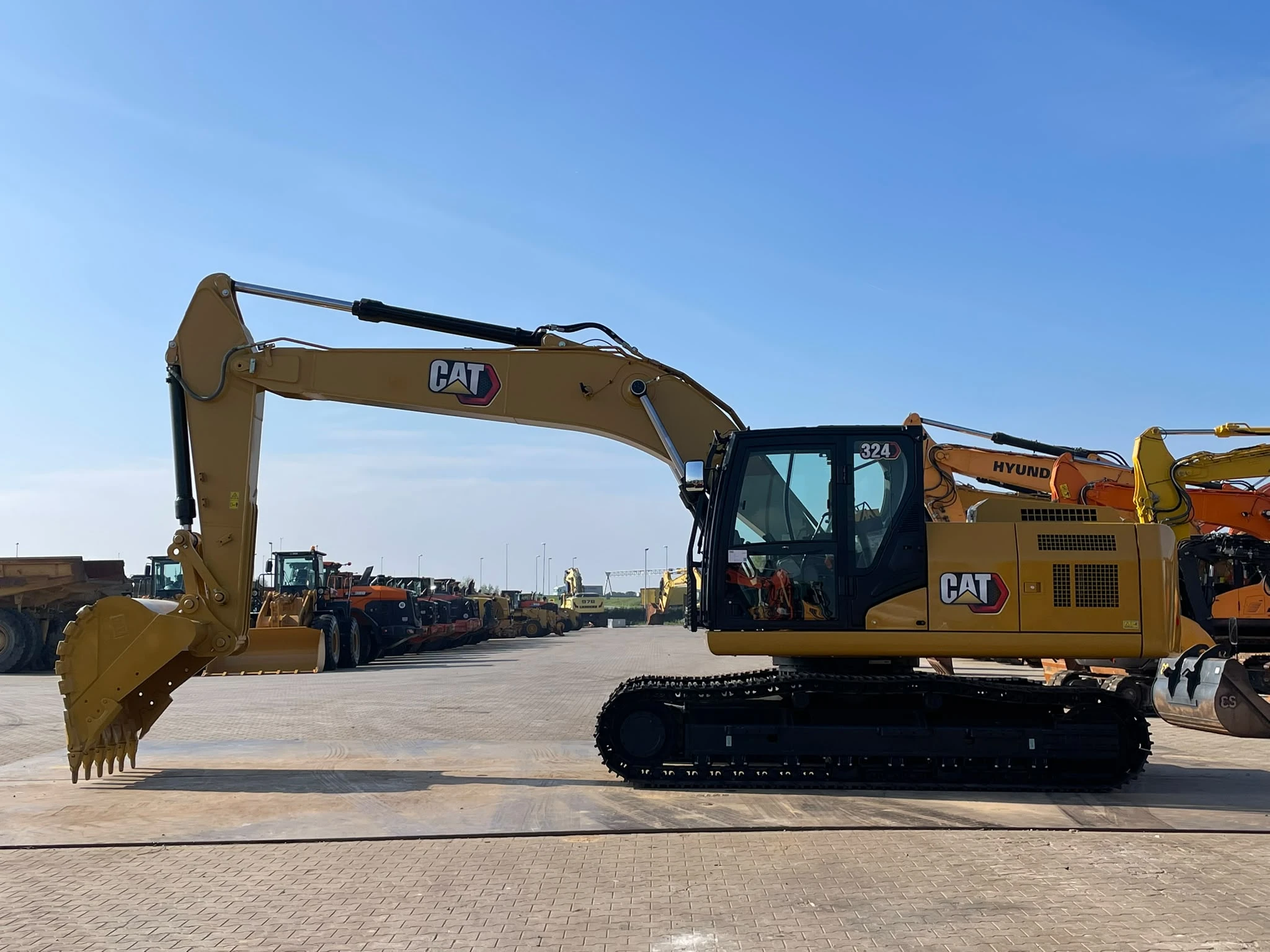 Caterpillar 324 2026 afbeelding 1