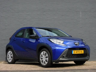 Toyota Aygo 2023 - X 1.0 VVT-i MT Play image 2 thumbnail