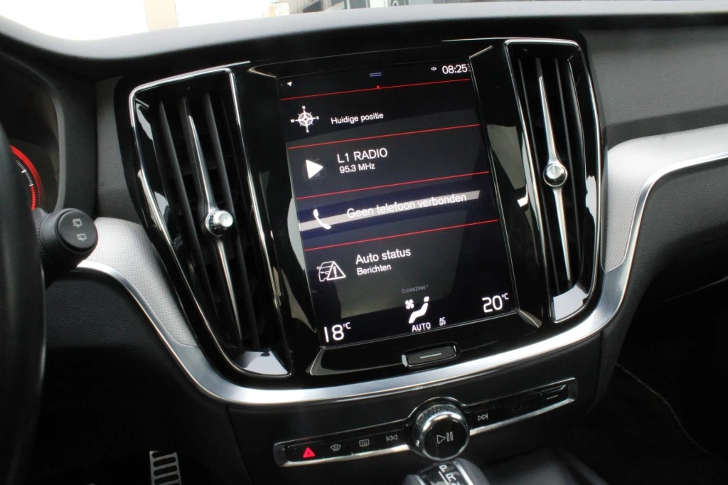 Volvo V60 2020 - 2.0 T5 R-DESIGN / Panorama dak / 250 PK Bild 8