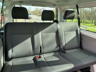 Volkswagen Transporter 2013 - Kombi 2.0 TDI L2H1 BlueMotion 3 + 3 + 3 Marge image 45
