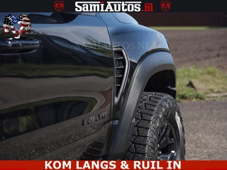 Dodge Ram Pick-Up 2023 - TRX BLACK OPS HELLCAT | 6.2 V8 712PK SUPERCHARGER | FULLY LOADED | CARBON | BLACK ON BLACK | obrazek 13