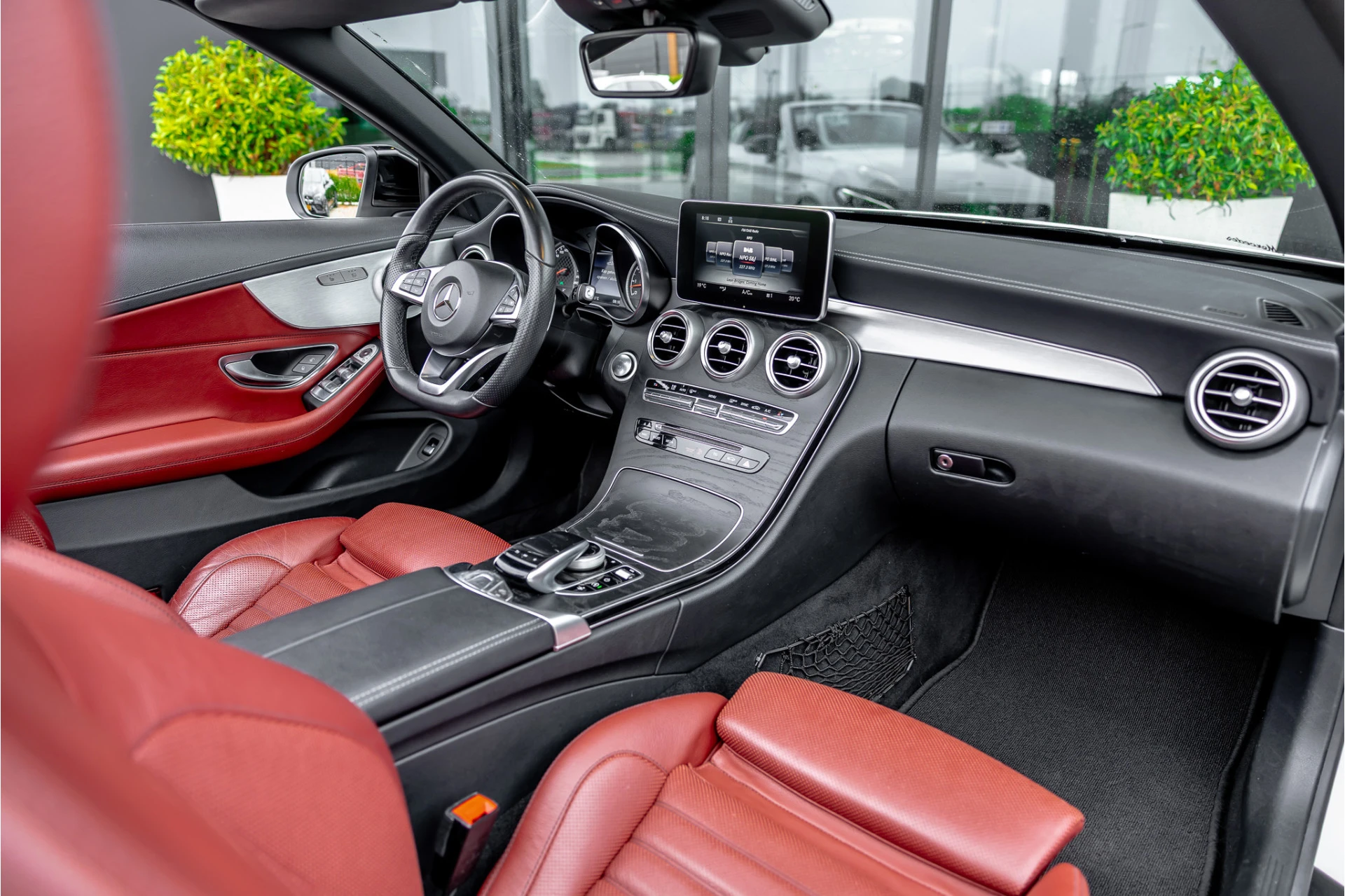 Mercedes-Benz C-Klasse 2017 - Cabrio AMG C43 4MATIC afbeelding 10