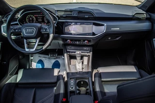 Audi Q3 2023 - 45 TFSI e S-Line, Pano, Leder, Ambient, Carplay obrazek 14