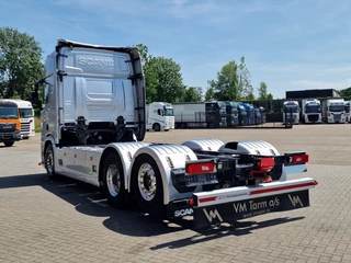 Scania R 2019 - R650 V8 NGS Highline 6x2*4 - Chassis - 4.35WB - Retarder - Full air - Leather zdjecie 5