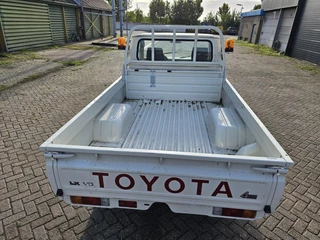 Toyota Land Cruiser 2001 - N/A image 32