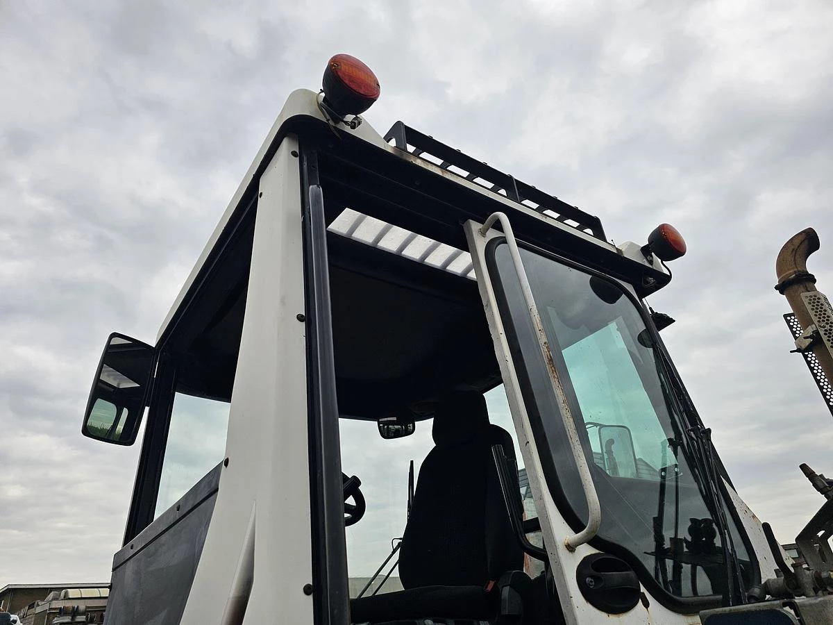 Terberg RT283 | TERMINAL TRACTOR 4X4| TURNING CHAIR. | AUTOMATIC GEAR | 24159 HOURS. 2011 afbeelding 24