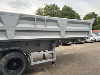 Trax N/A 1995 - 2 Axle Steel Tipper , Spring Suspension , Drum Brakes bild 7