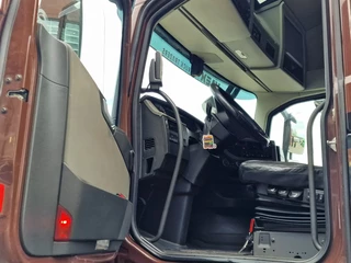 Volvo FH 2018 - 13.500 Globetrotter 6x2*4 - BDF - 4.90 WB - Full air - image 10