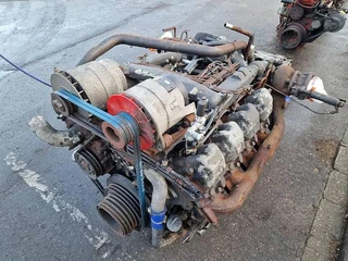 Mercedes-Benz OM442A image 3 thumbnail