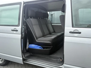 Volkswagen Transporter 2019 - 2.0 TDI 150 PK / L2H1 / DUBBELE CABINE / TREKHAAK / 1e EIG. / AIRCO / CRUISE / ISOFIX / NAVI image 8