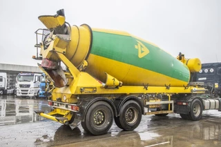 DE BUF N/A 2011 - BETON MIXER/MALAXEUR/MISCHER-12M3 image 3