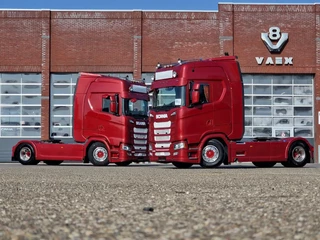 Scania S 2022 - S500 NGS Highline 4x2 - Retarder - Night clima - Full air - Custom interior - Full spoiler - 2 tank immagine 27
