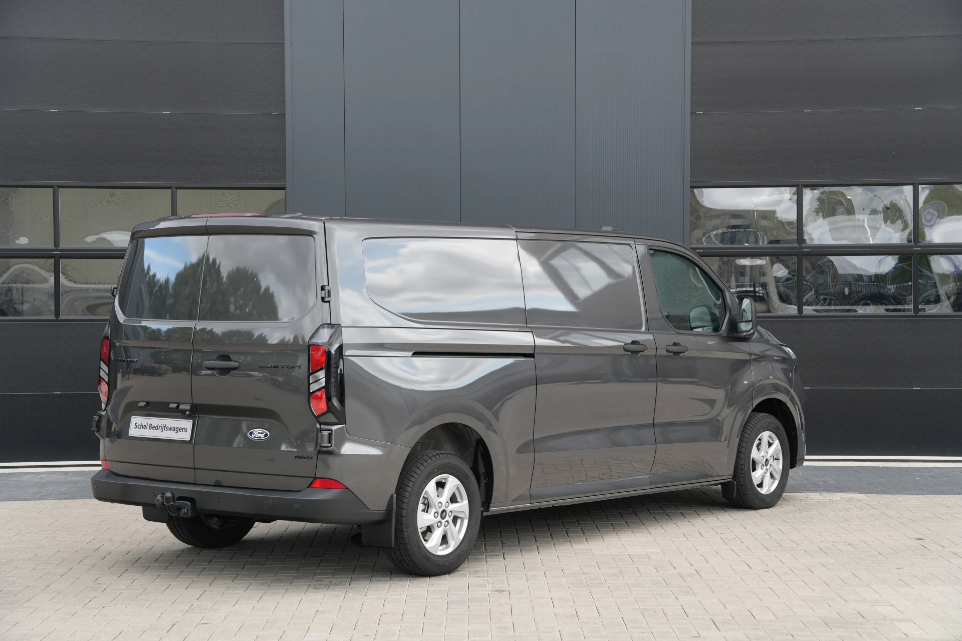 Ford Transit Custom 2025 - 320 2.0 TDCI L2H1 Trend 170pk AWD 4x4 INCLUSIEF BPM - 2x Schuif - 1+1 Stoel - Trekhaak - Stoel/Stuurverwarming - ACC - Blindspot - Rijklaar Bild 6