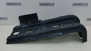MAN - Body & Chassis Parts Spatbord steun voor zijde zdjęcie 1 miniatura