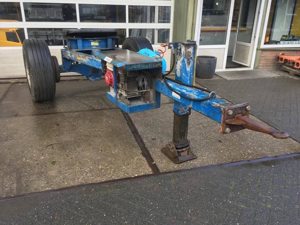 Diversen - Div. Dolly 1 As - Schotelhoogte: 120 cm - DIN: 40 mm - Luchtcompressor wordt aangedreven door Honda Benzine Motor afbeelding 2