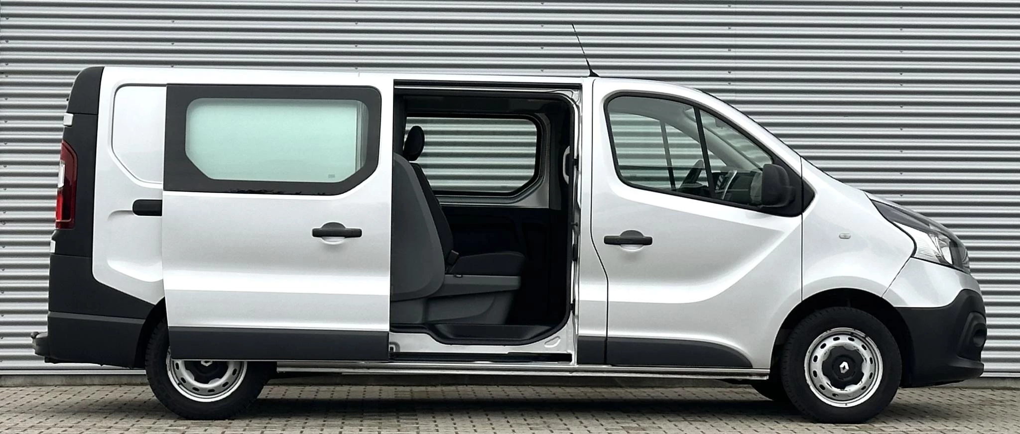 Renault Trafic 2018 - 1.6 dCi L2 DC Dubbele cabine MARGE btw vrij afbeelding 2