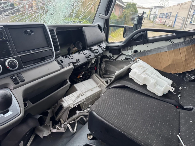 FUSO Canter 2019 - FUSO 3C15 / 110 KW obrázek 15