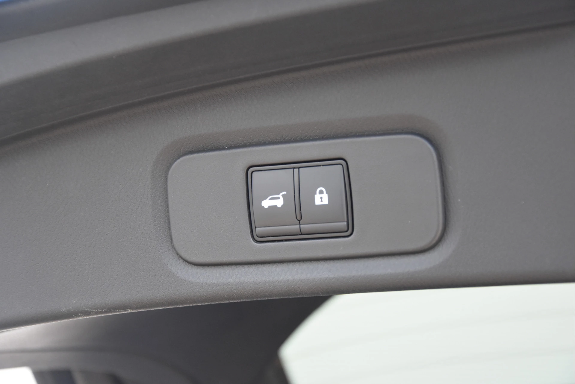 Nissan QASHQAI 2023 - 1.3 MHEV Xtronic Tekna Plus afbeelding 29