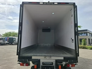 Mercedes-Benz Atego 2020 - 1523 / THERMOKING T560R / 201691 KM / LAMBERET ISOLATED COOLBOX 7MTR / PLATFORM 1500KG / TUV:06-11-2026 / TOP CONDITION / AUTOMATIC / EURO-6 / 2020 obrazek 6
