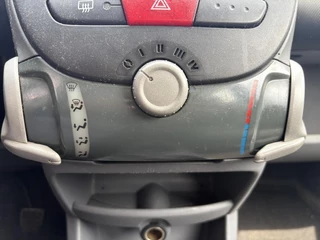 Toyota Aygo 2006 - 1.0-12V + Apk tot 06-2027 image 15