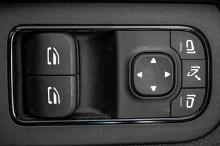 Mercedes-Benz Sprinter 2020 - 311 CDI RWD L2H2 | Volledig Ingericht | Mbux | Camera | Navi | Climatronic afbeelding 25