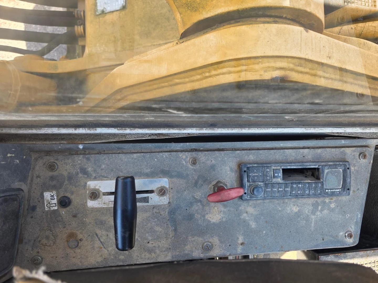 Liebherr R 912 LC crawler excavator 1991 afbeelding 13