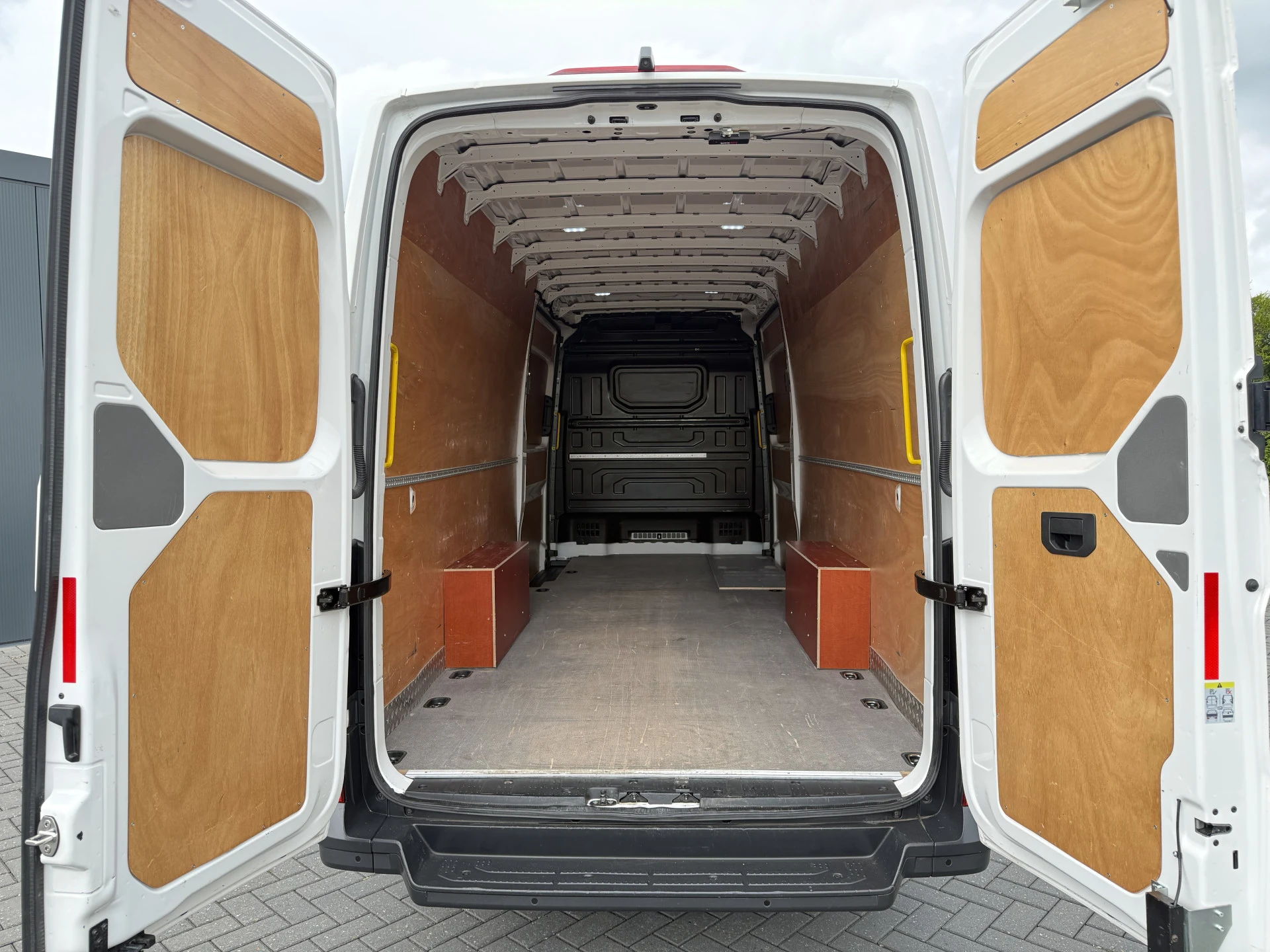 MAN TGE 2022 - 35 2.0 177 PK DSG AUTOMAAT HIGHLINE++ / L5H3 / LED / 2x SCHUIFDEUR / ZEER NETJES!! / CAMERA / ECC / GEVEERDE STOELEN / BLINDSPOT immagine 7