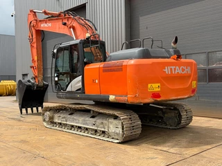 Hitachi ZX210LC-6 2018 - N/A obrazek 3