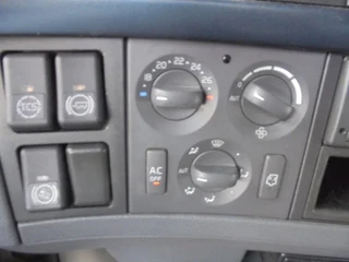 Volvo FH 2012 - 420 6X2 NL TRUCK obrazek 13