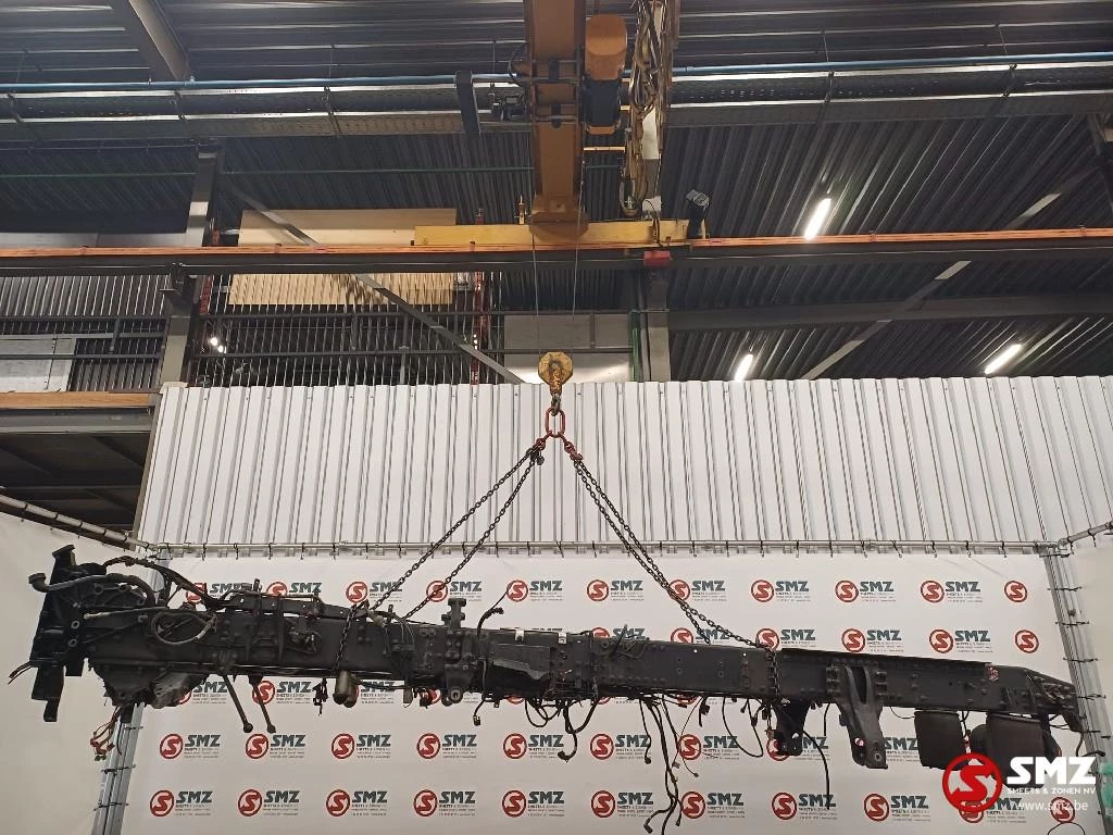Renault 2017 - Occ compleet chassis Renault T afbeelding 1