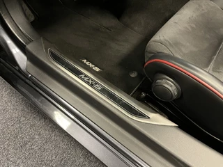 Mazda MX-5 2016 - ND Roadster 1.5 SkyActiv-G 131PK GT-M Bose Sportspack Recaro PDC Apple CarPlay zdjecie 14