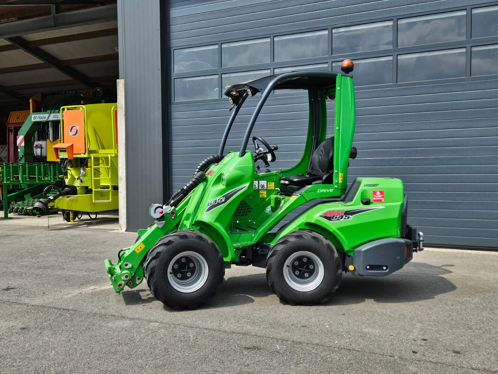 Avant 2024 - 645i TDL+ mini-shovel afbeelding 4