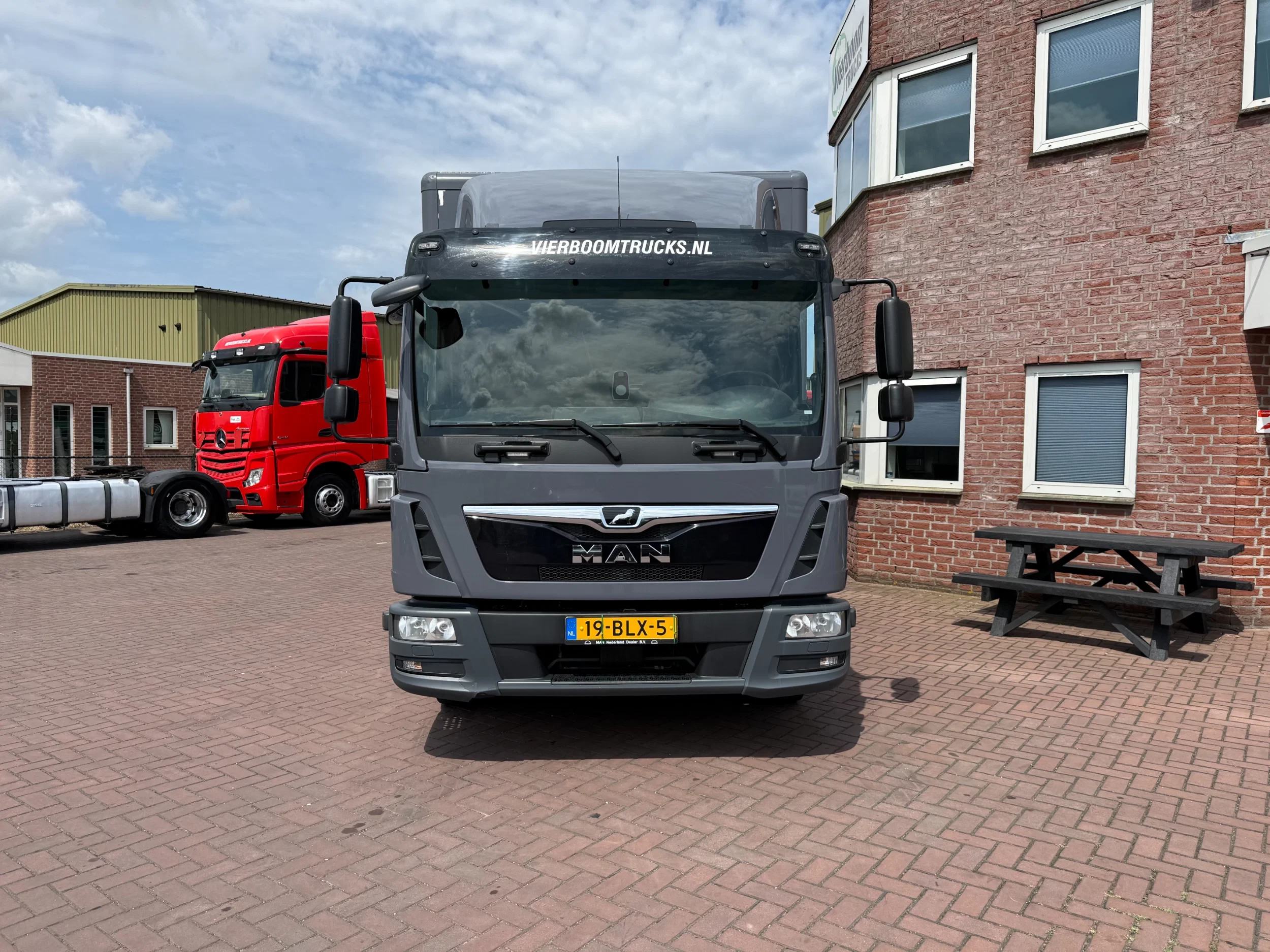 MAN TGL 2019 - MAN TGL TGL 8.160 BB bakwagen met laadklep / ACC / Dealer onderhouden afbeelding 4