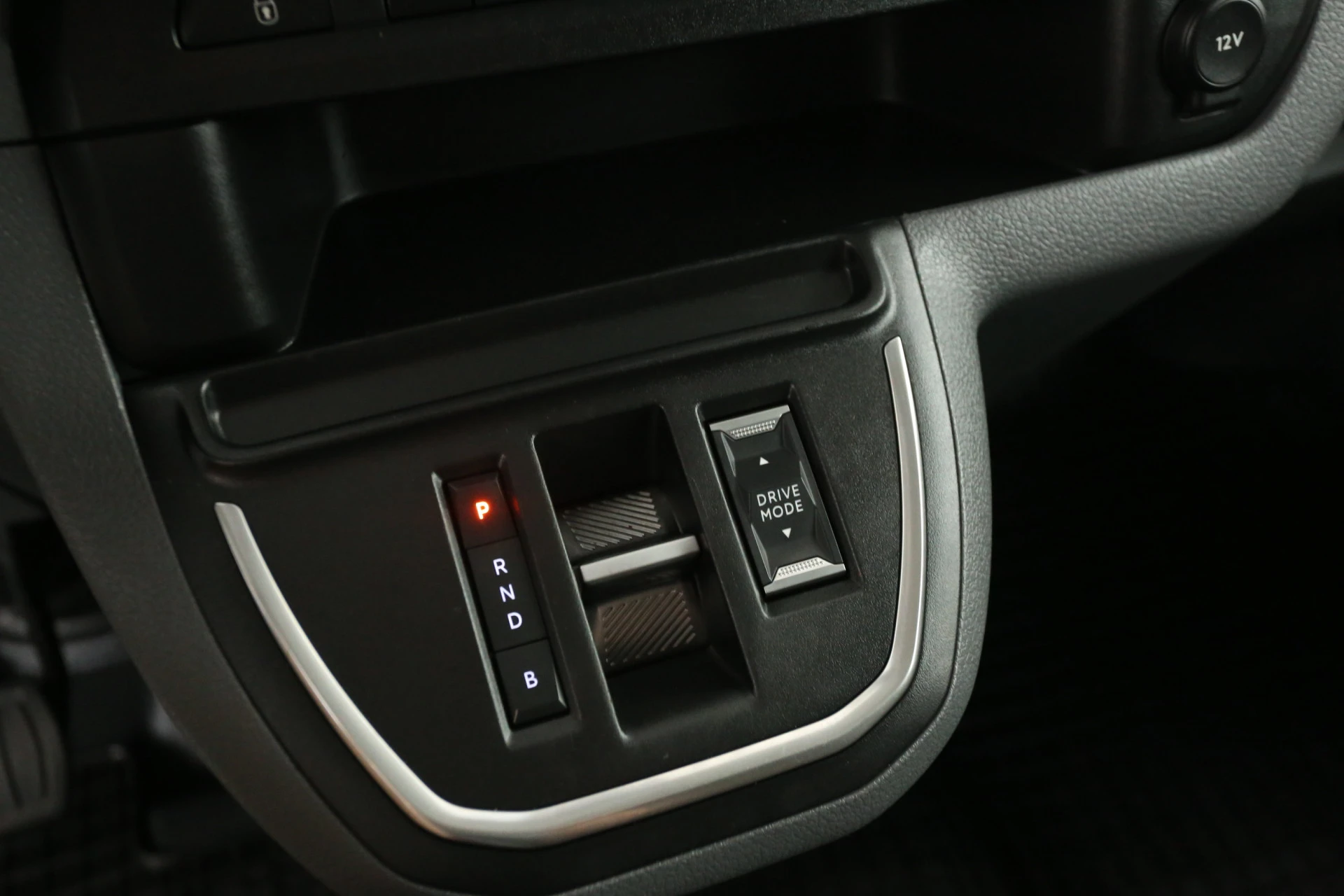 Opel Vivaro-e 2024 - Citroën e-Jumpy 75 kWh L3H1 afbeelding 20