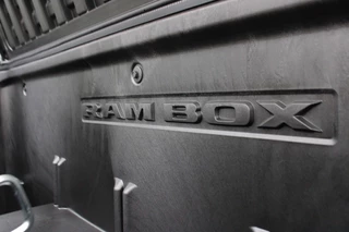 Dodge Ram 1500 2025 - NIEUW 5.7i V8 HEMI LIMITED Night Edition / NIEUW afbeelding 15