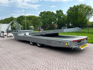 NOYENS N/A 2013 - Show oplegger met 2 x draaiplateau obrazek 5