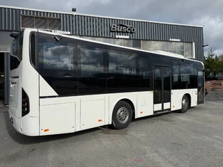 Volvo 2016 - 8900LE. 10,84m length. 2 Units! image 3 thumbnail
