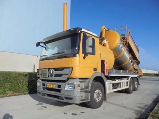 Mercedes-Benz Actros 2011 - 2532 LENA ADR bild 17