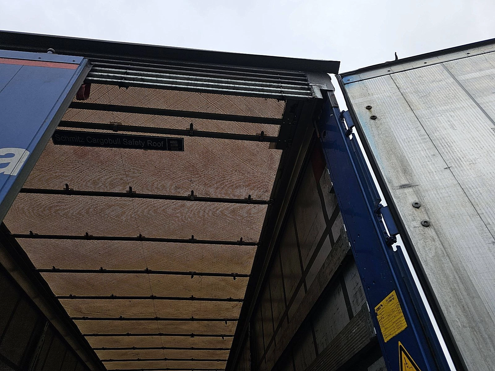 Schmitz Cargobull 2022 - SCB* S3T immagine 11