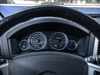 Jeep Grand Cherokee 2009 - 6.1 V8 Hemi SRT-8 | Youngtimer! obrazek 10