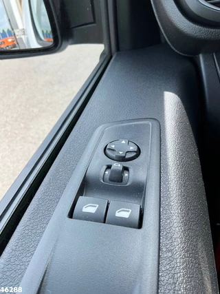 Peugeot e-Expert 2026 - 100% elektrisch kippende zijlader bild 18