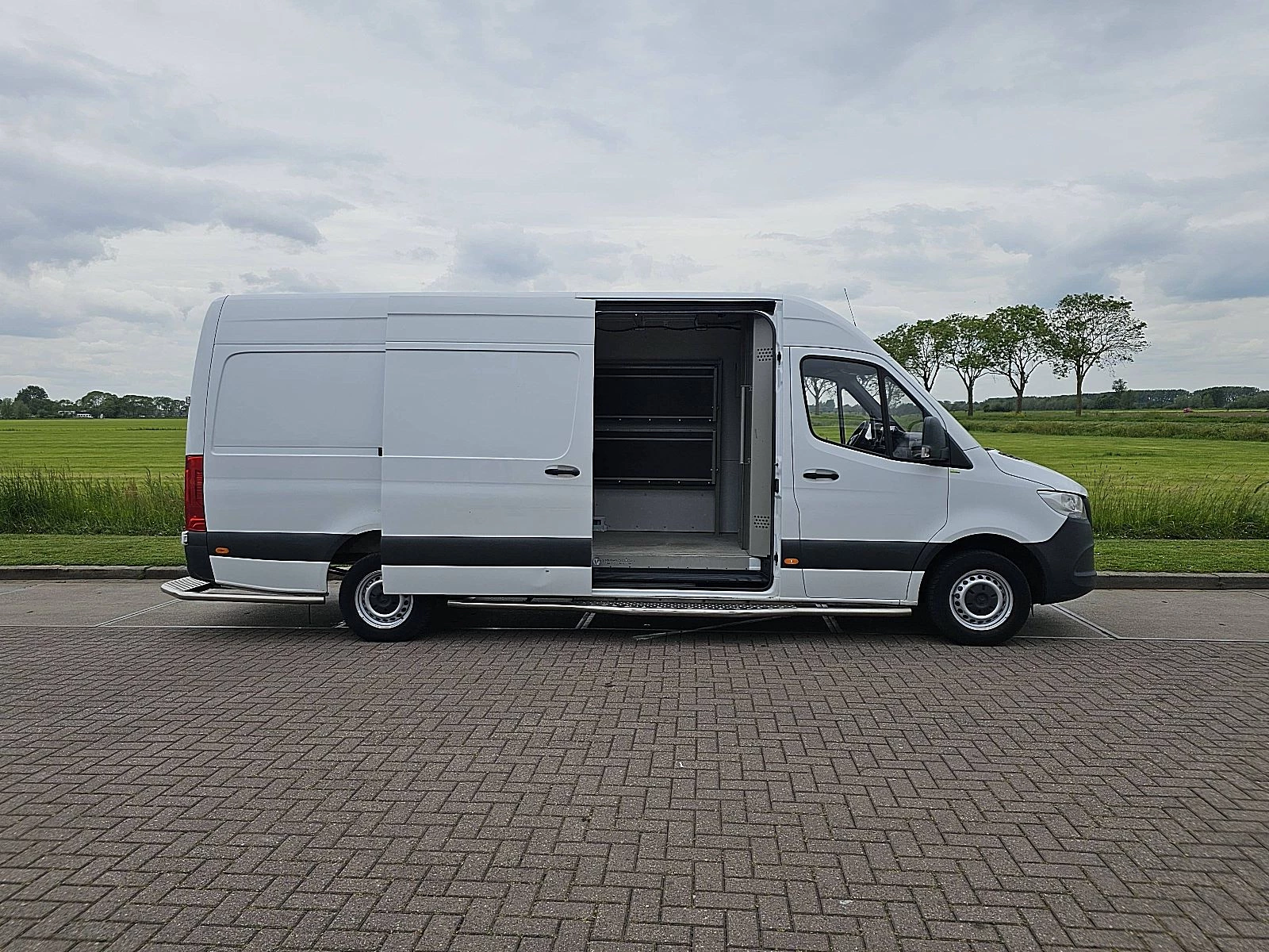 Mercedes-Benz Sprinter 2019 - 311 obrázek 11