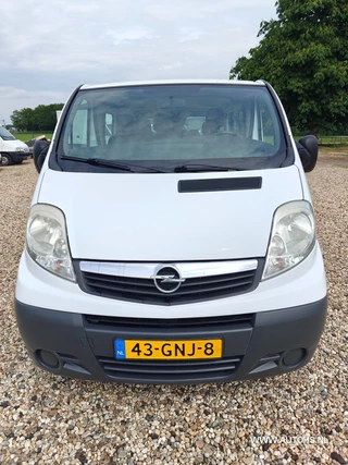 Opel Vivaro 2008 - Combi 2.0 CDTI 9 persoons , Apk mei 2027 , Nette bus , lage km , geen btw. obrazek 9