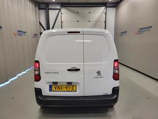 Peugeot Partner 2021 - 1.2PureTech 111pk Benzine! image 15