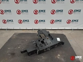 Renault N/A 2002 - Occ bracket links Renault T 21116689 82232523 immagine 1