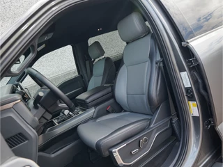 Ford F-150 2023 - Lightning Lariat Standard Range immagine 65