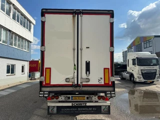 Schmitz Cargobull SCB*S3B THERMO KING SLX 300E TÜV TILL 03-2026 2014 - N/A bild 6