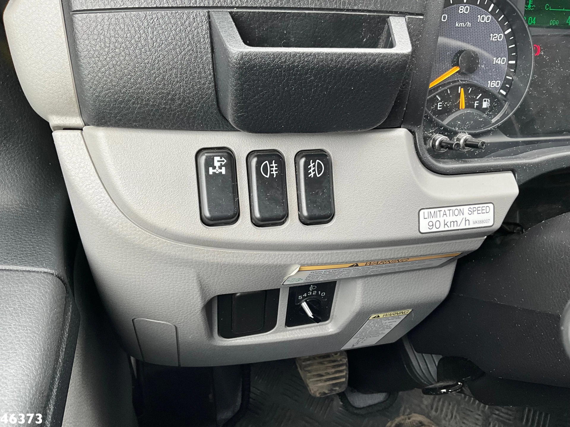 FUSO Canter 2023 - Euro 6 Hyvalift 5 Ton haakarmsysteem + Flatbedcontainer Just 44.417 km! obrázek 14