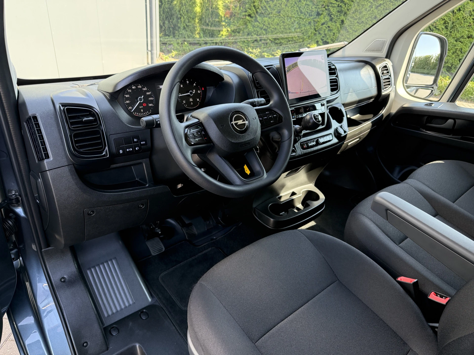 Opel Movano 2024 - 2.2D 120 PK / L2H2 / ** NIEUW BPM VRIJ ** / TREKHAAK / CAMERA / 3-ZITS / ECC / LED / CRUISE / LANE ASSIST afbeelding 7
